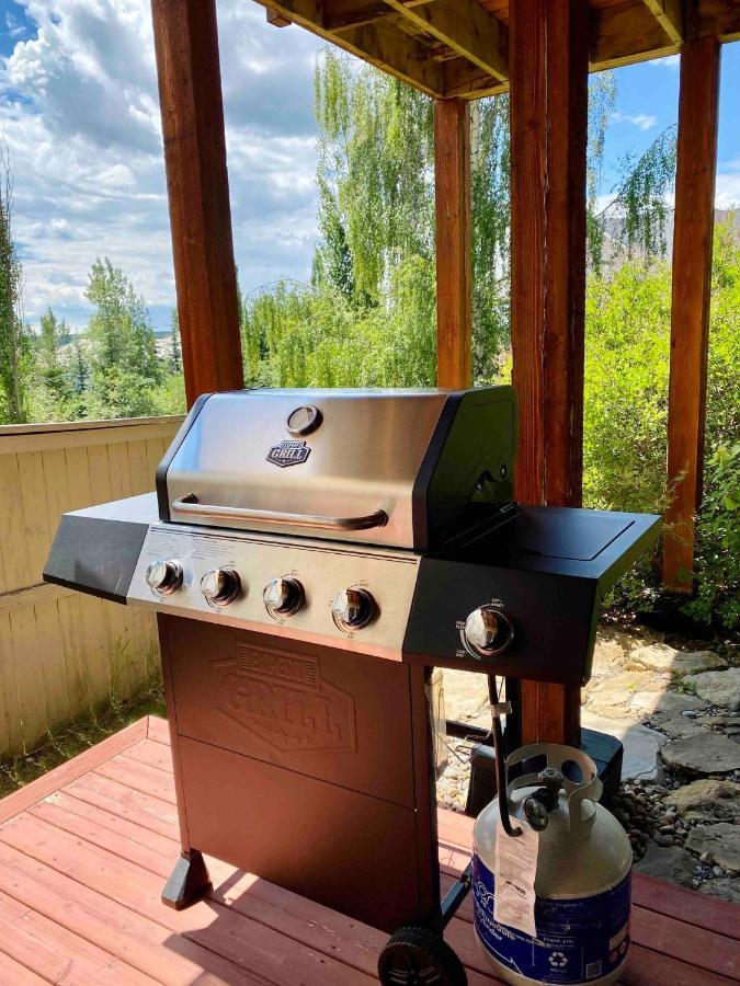 Private, Spacious, & Bright Home YYC Esterno foto